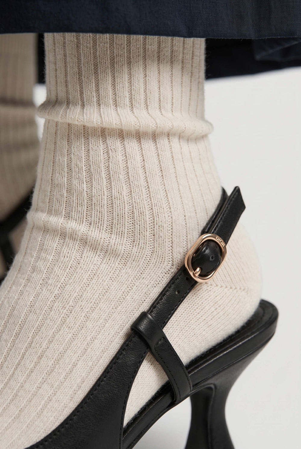 Noir Point Slingbacks