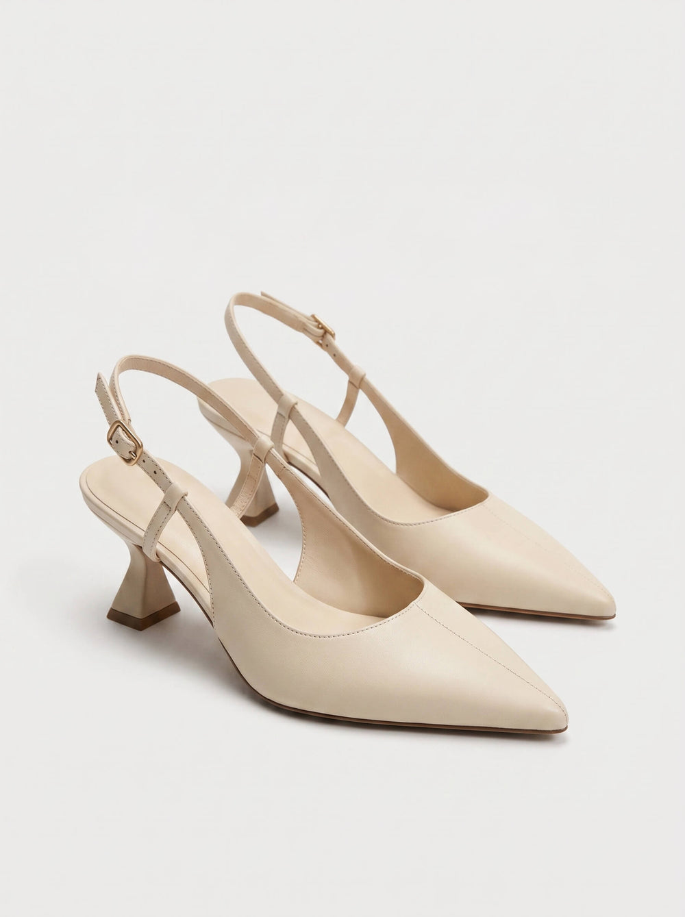 Noir Point Slingbacks