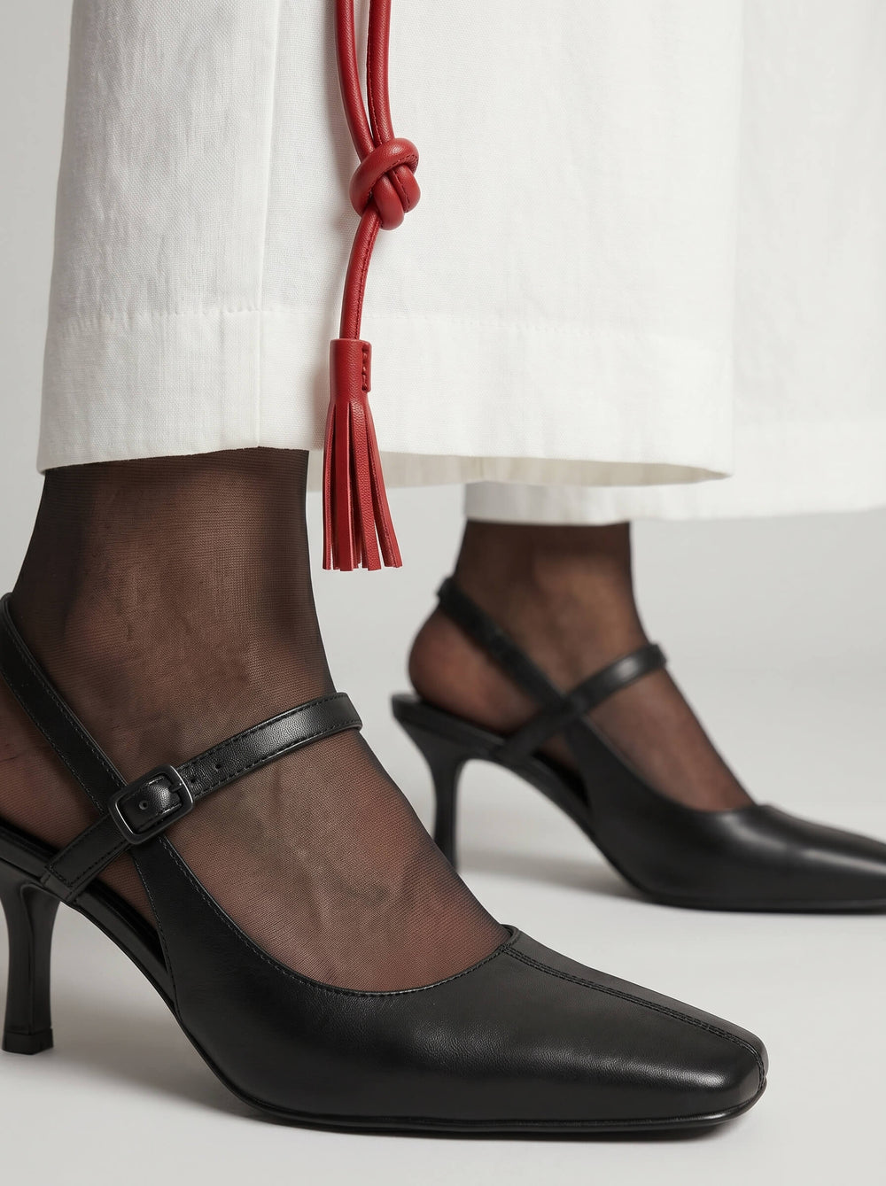 Noir Slingback
