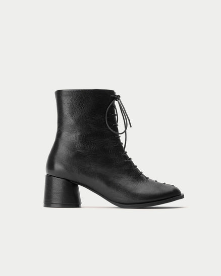 Daffy Boots