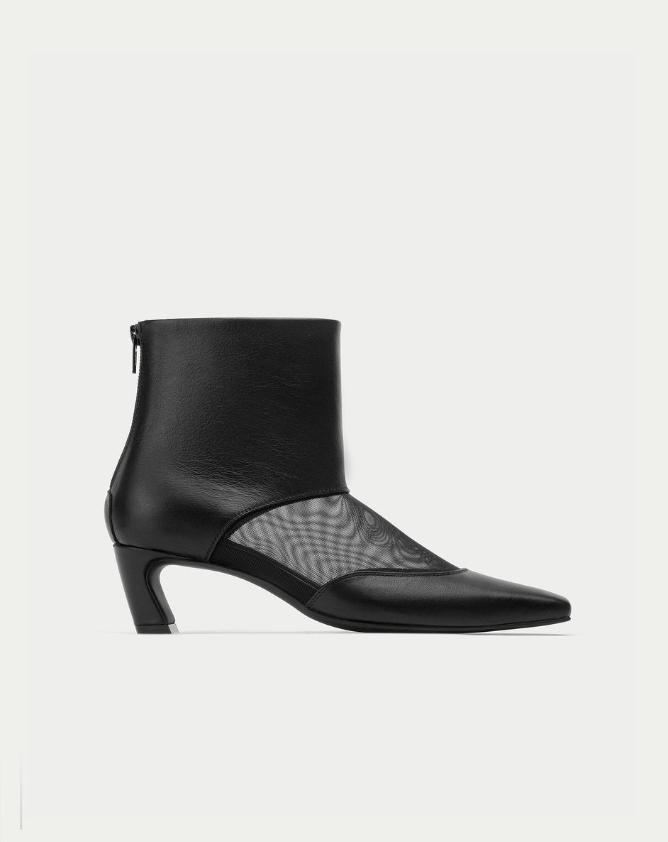 Nude Boots
